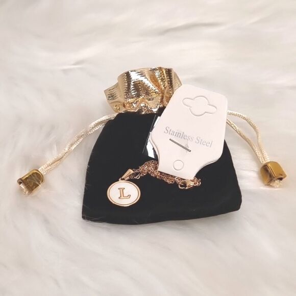 SHELL INITIAL PENDANT NECKLACE stainless steel gold plated I J K or L - Picture 8 of 14